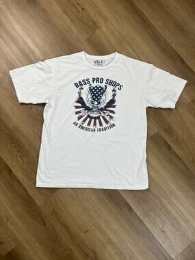 Bass Pro Shops American Tradition Eagle Tee Size L